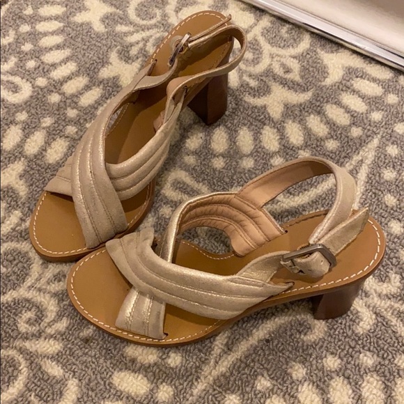 Sandals - Picture 1 of 4